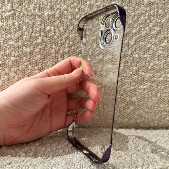 CLOSET SALE Transparent Ultra Thin Frameless Case for iPhone 15 - Picture 2 of 8